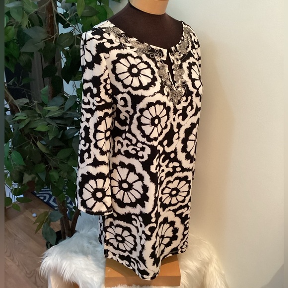 INC International Concepts black and white beaded detail blouse Large - Picture 4 of 13